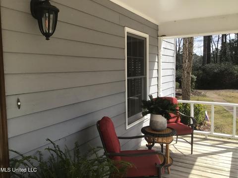 416 Springwood Cir, Terry, MS 39170 photo 4