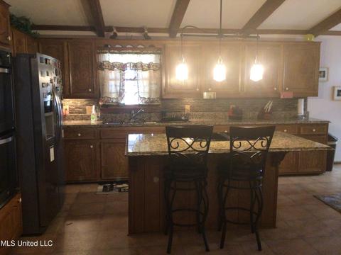 416 Springwood Cir, Terry, MS 39170 photo 10