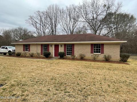 519 Weems Dr, Canton, MS 39046 photo 3
