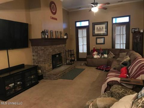 5444 Poplar Corner Rd, Walls, MS 38680 photo 7
