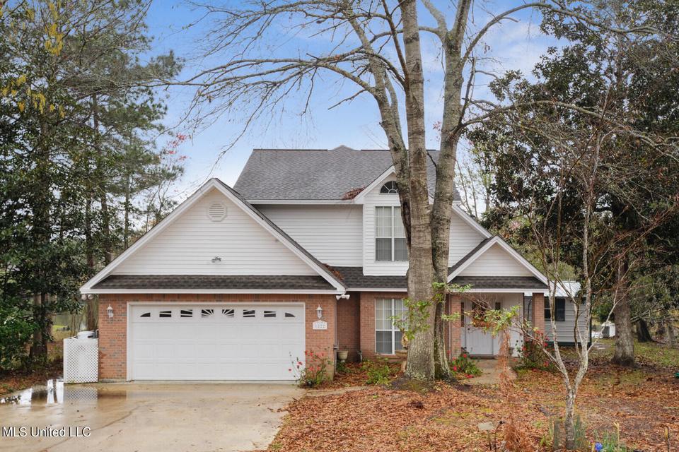 1822 E Lakeshore Dr, Carriere, MS 39426 24 Photos MLS 4011701 Movoto