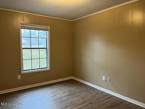 320 Elmer Ave, Wiggins, MS 39577 photo 7