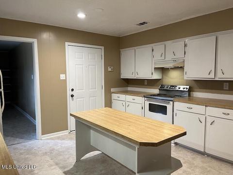 320 Elmer Ave, Wiggins, MS 39577 photo 12