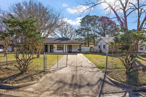 328 Myer Ave, Jackson, MS 39209 photo 2