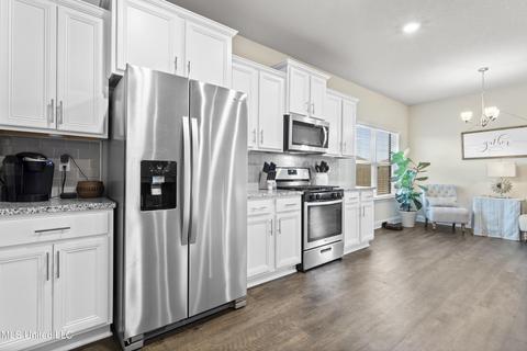4000 Lighthouse Dr, Long Beach, MS 39560 photo 13