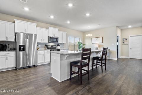4000 Lighthouse Dr, Long Beach, MS 39560 photo 9