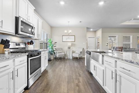 4000 Lighthouse Dr, Long Beach, MS 39560 photo 12