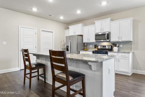 4000 Lighthouse Dr, Long Beach, MS 39560 photo 10