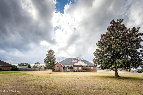 22105 Ellis Hamilton Rd, Moss Point, MS 39562 photo 3