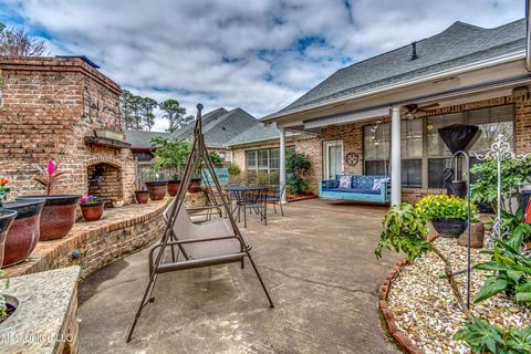 541 Florence Dr, Madison, MS 39110 photo 1