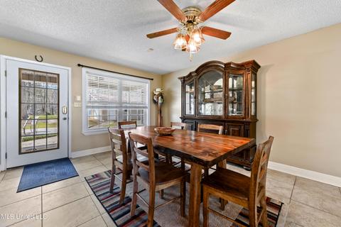17425 Della Roper Rd, Moss Point, MS 39562 photo 8