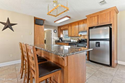 17425 Della Roper Rd, Moss Point, MS 39562 photo 5