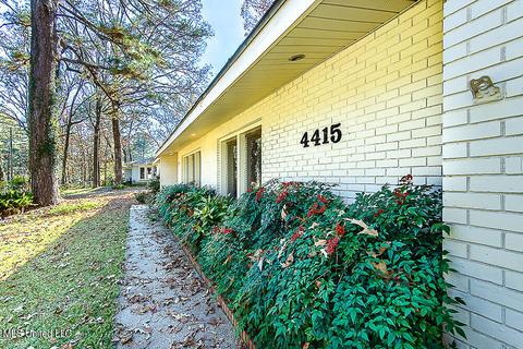 4415 Audubon Park Dr, Jackson, MS 39211 photo 2
