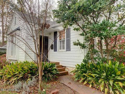 1205 Rosehill Cir, Jackson, MS 39202 photo 2