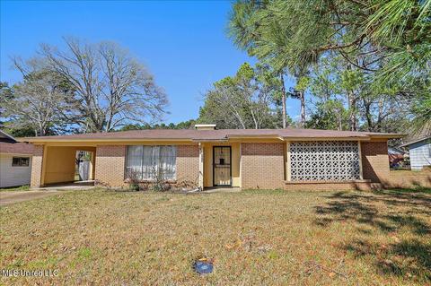 2320 Queensroad Ave, Jackson, MS 39213 photo 1