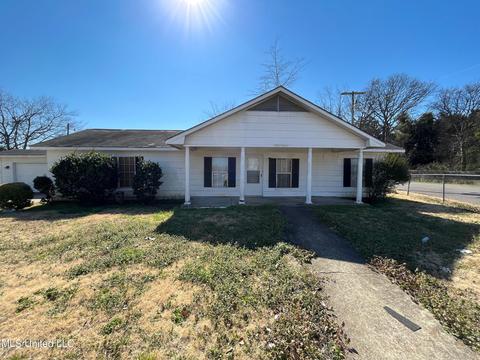 53 Sharkey St, Rolling Fork, MS 39159 photo 1