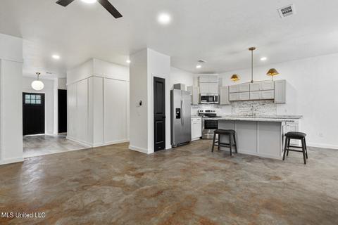 19085 E Highland Dr, Saucier, MS 39574 photo 9