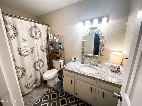 251 Highpoint Dr, Diamondhead, MS 39525 photo 5