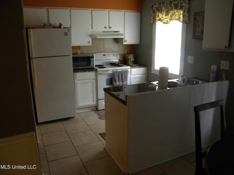 754 Sandy Ln, Pearl, MS 39208 photo 4
