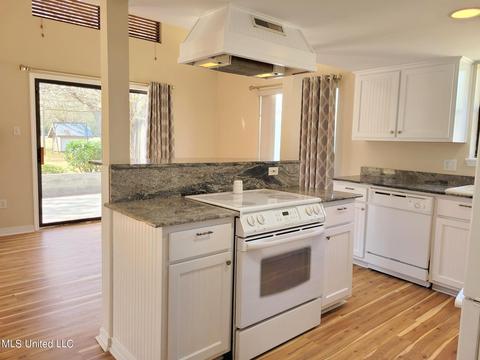 17376 Saucier-lizana Rd, Saucier, MS 39574 photo 7