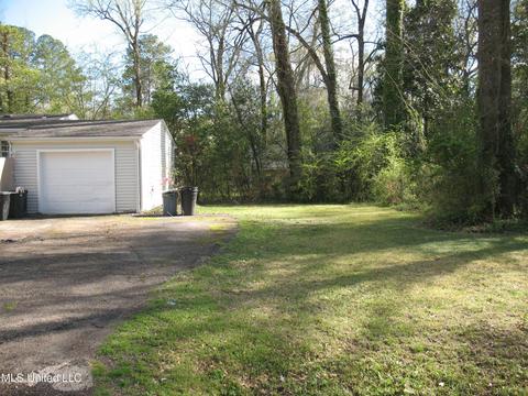 4043 Hawthorn Dr, Jackson, MS 39206 photo 5