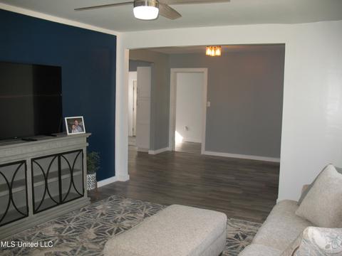 4043 Hawthorn Dr, Jackson, MS 39206 photo 14