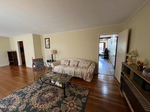 5546 Pine Lane Dr, Jackson, MS 39211 photo 4