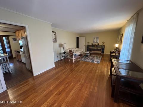 5546 Pine Lane Dr, Jackson, MS 39211 photo 5