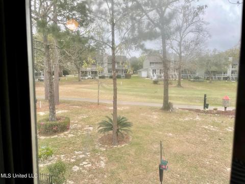 405 Highpoint Dr, Diamondhead, MS 39525 photo 14