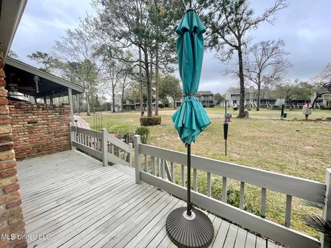 405 Highpoint Dr, Diamondhead, MS 39525 photo 7