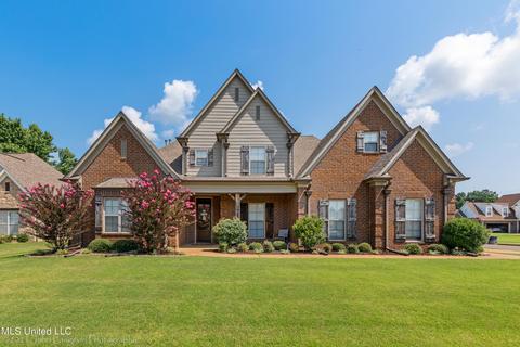 1362 S Heritage Dr, Hernando, MS 38632 photo 1