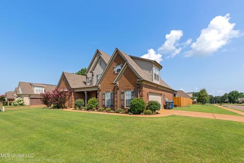 1362 S Heritage Dr, Hernando, MS 38632 photo 4