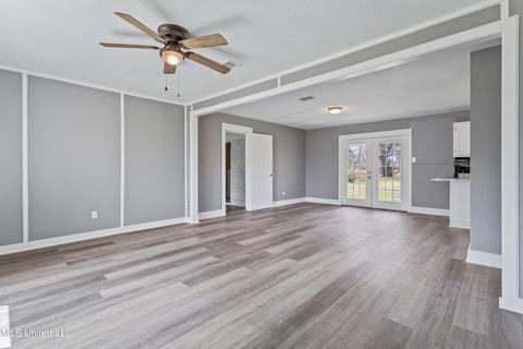 7517 Carter Rd, Moss Point, MS 39562 photo 5