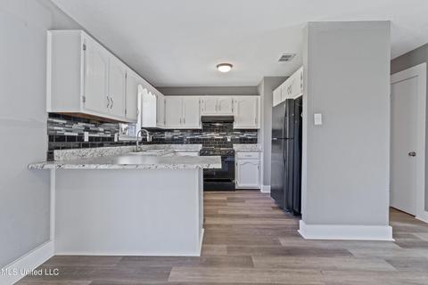 7517 Carter Rd, Moss Point, MS 39562 photo 7
