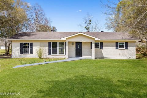 7517 Carter Rd, Moss Point, MS 39562 photo 1