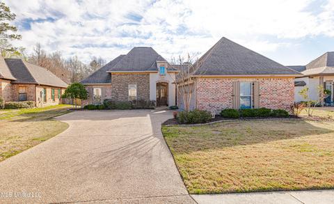 178 Amethyst Dr, Brandon, MS 39047 photo 2