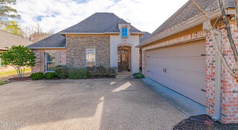 178 Amethyst Dr, Brandon, MS 39047 photo 3