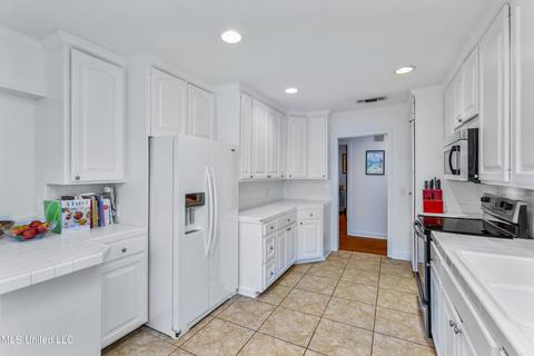 2116 Meadowbrook Rd, Jackson, MS 39211 photo 24