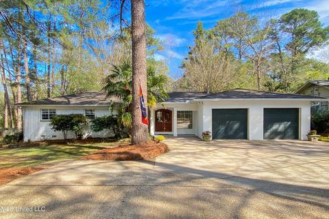 2116 Meadowbrook Rd, Jackson, MS 39211 photo 2