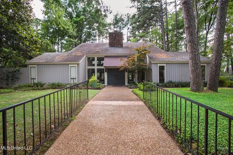 27 Eastbrooke St, Jackson, MS 39216 photo 3