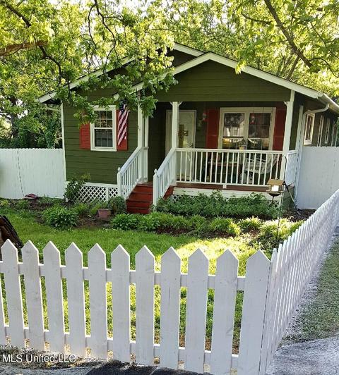 455 Getwell Rd S, Hernando, MS 38632 photo 1