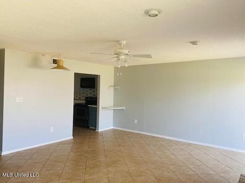 274 Highpoint Dr, Diamondhead, MS 39525 photo 3