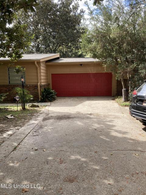 1325 E Northside Dr, Jackson, MS 39211 photo 2