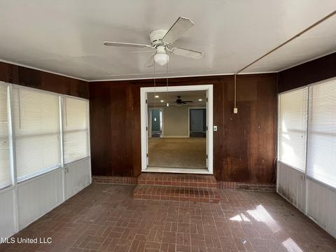 313 E Fulton St, Canton, MS 39046 photo 4