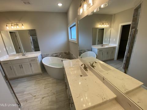 2944 Melanie Cv, Nesbit, MS 38651 photo 13