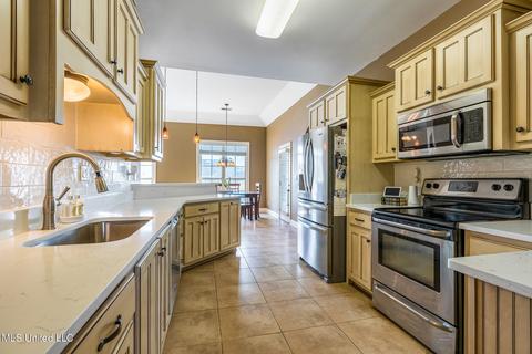 1667 Farindale Cv, Nesbit, MS 38651 photo 9