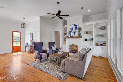 129 Landry Dr, Brandon, MS 39047 photo 8