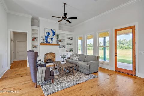 129 Landry Dr, Brandon, MS 39047 photo 7