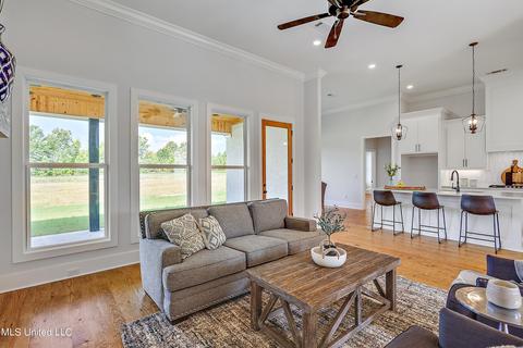 129 Landry Dr, Brandon, MS 39047 photo 10