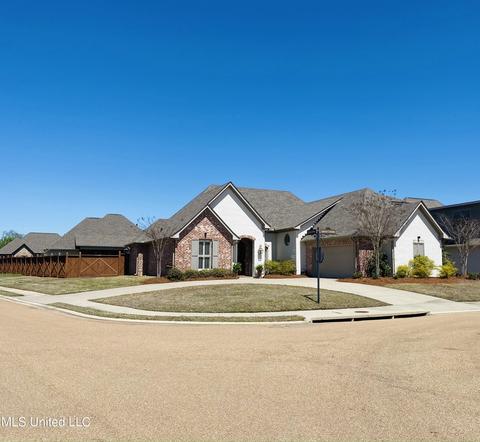 812 Harvest Xing, Flowood, MS 39232 photo 1
